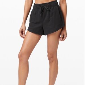 Lululemon Inner Glow High Rise Short 3”